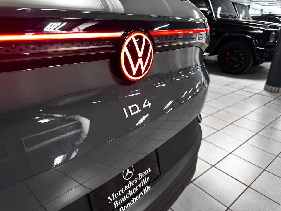 2024 Volkswagen ID.4 - Image 11 of 20