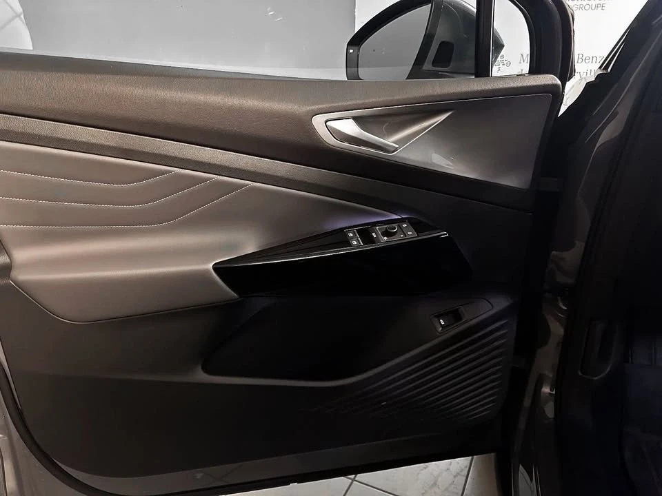 2024 Volkswagen ID.4 - Image 12 of 20
