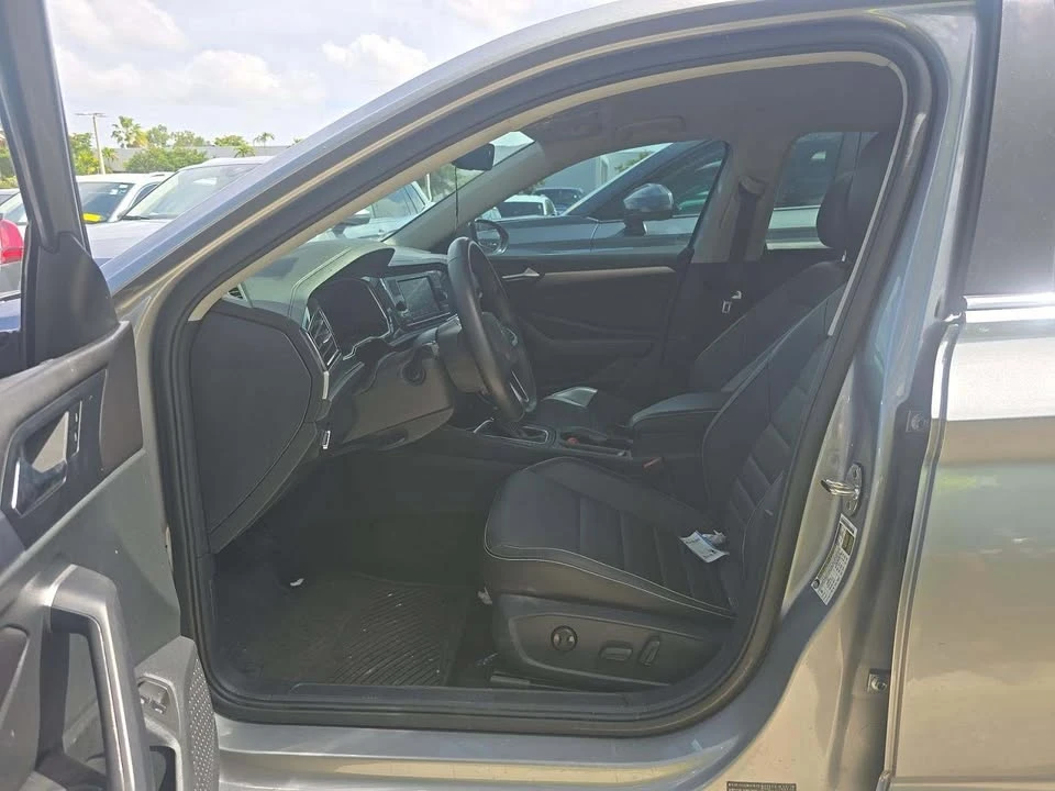 2024 Volkswagen A7 Jetta - Image 2 of 9