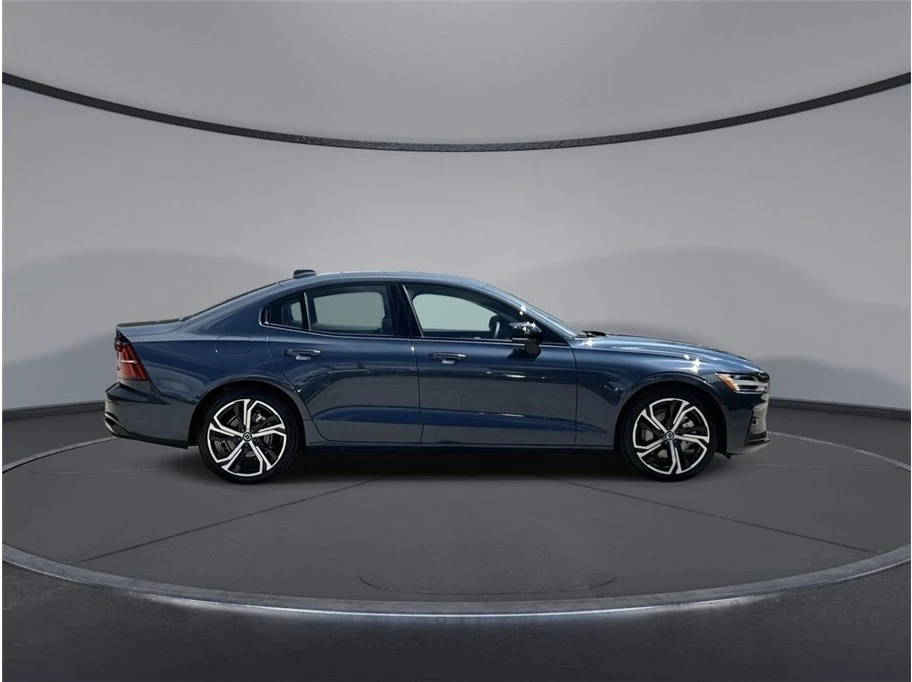 2024 Volvo S60 3rd Gen - Image 16 of 21