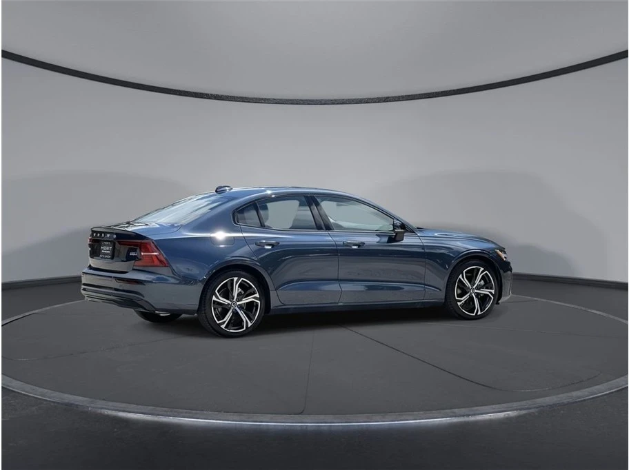 2024 Volvo S60 3rd Gen - Image 15 of 21