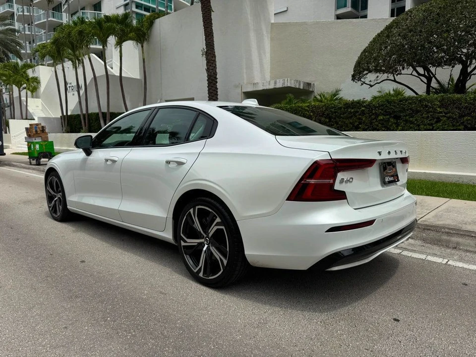 2024 Volvo S60 3rd Gen - Image 5 of 12