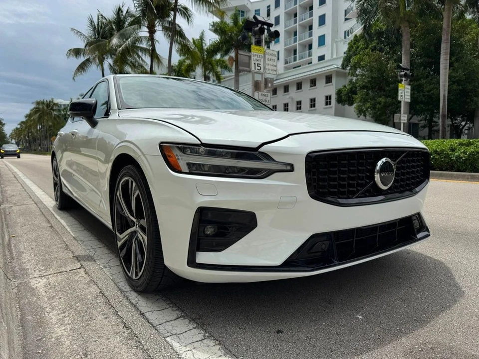 2024 Volvo S60 3rd Gen - Image 8 of 12