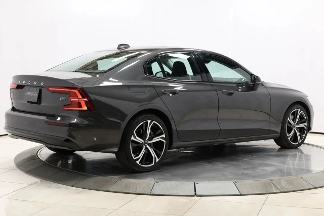 2024 Volvo S60 3rd Gen - Image 4 of 12
