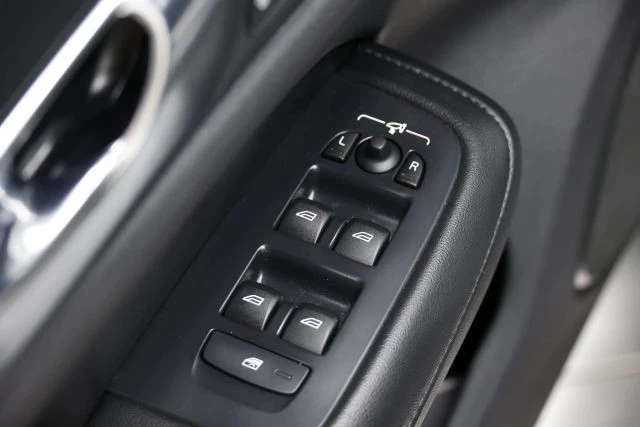 2024 Volvo S60 3rd Gen - Image 9 of 12