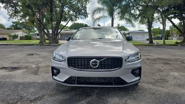 2024 Volvo S60 3rd Gen - Image 12 of 18