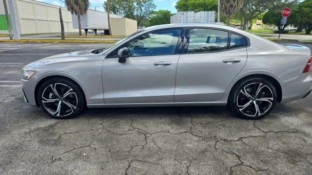 2024 Volvo S60 3rd Gen - Image 9 of 18