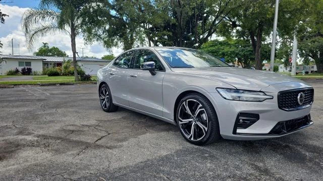 2024 Volvo S60 3rd Gen - Image 14 of 18