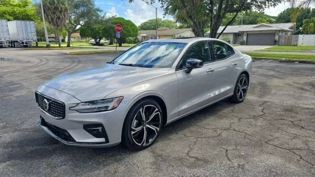 2024 Volvo S60 3rd Gen - Image 15 of 18