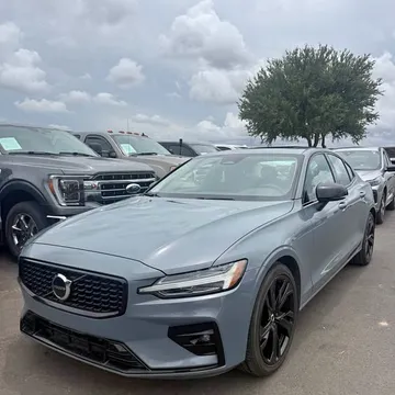2024 Volvo S60 B5 Core Sedan 4D