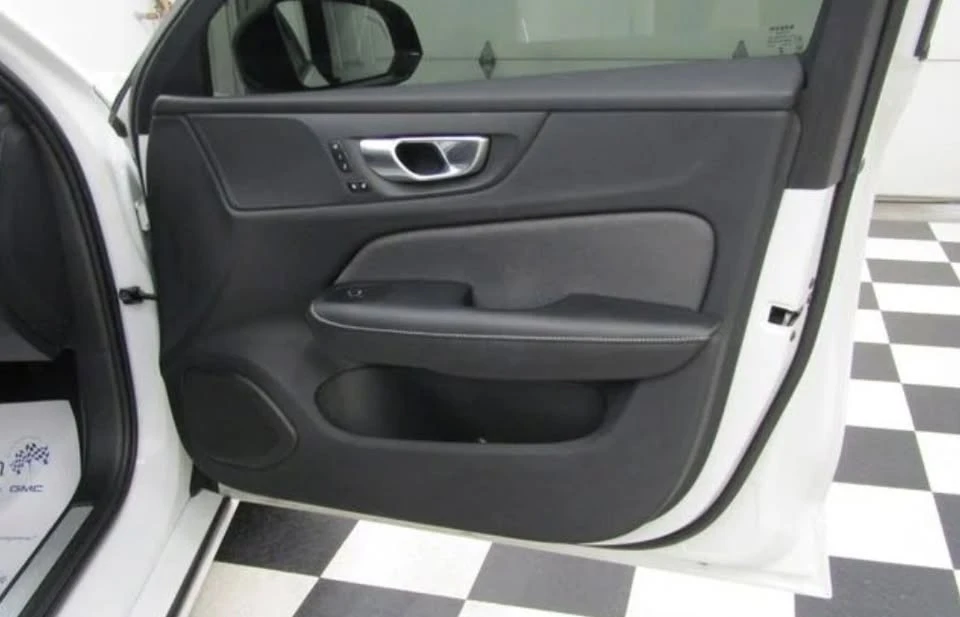 2024 Volvo S60 3rd Gen - Image 12 of 19