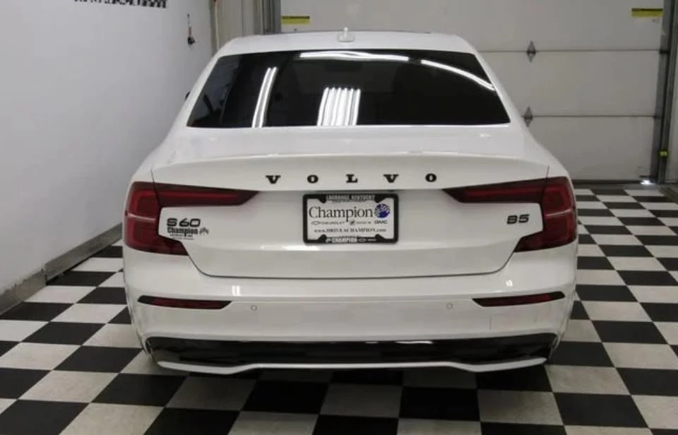2024 Volvo S60 3rd Gen - Image 5 of 19