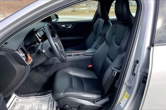 2024 Volvo S60 3rd Gen - Image 3 of 4