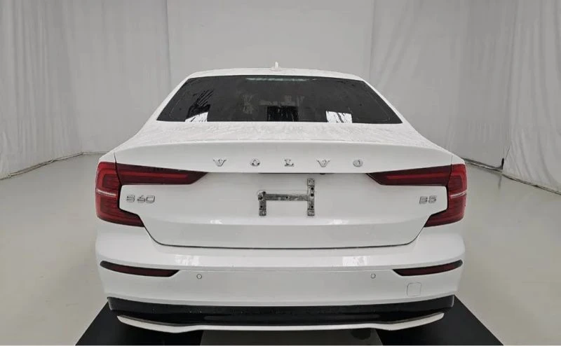 2024 Volvo S60 3rd Gen - Image 2 of 4