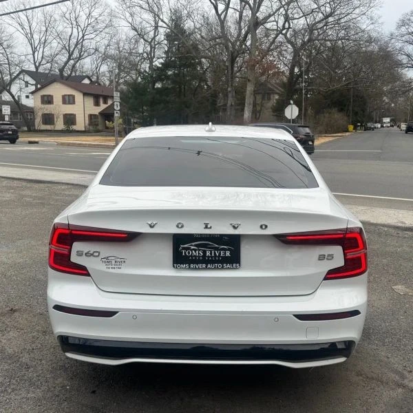 2024 Volvo S60 3rd Gen - Image 4 of 12