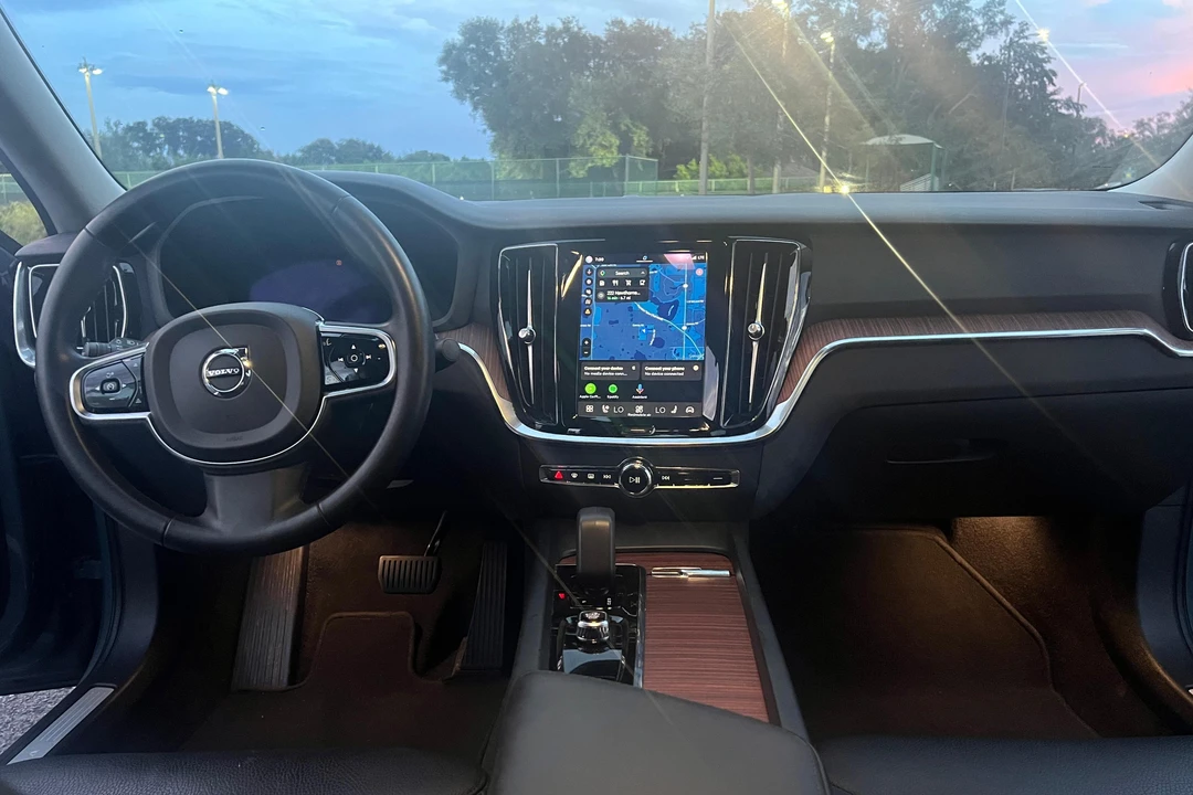 2024 Volvo S60 3rd Gen - Image 24 of 31