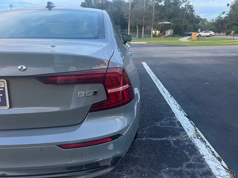 2024 Volvo S60 3rd Gen - Image 19 of 31