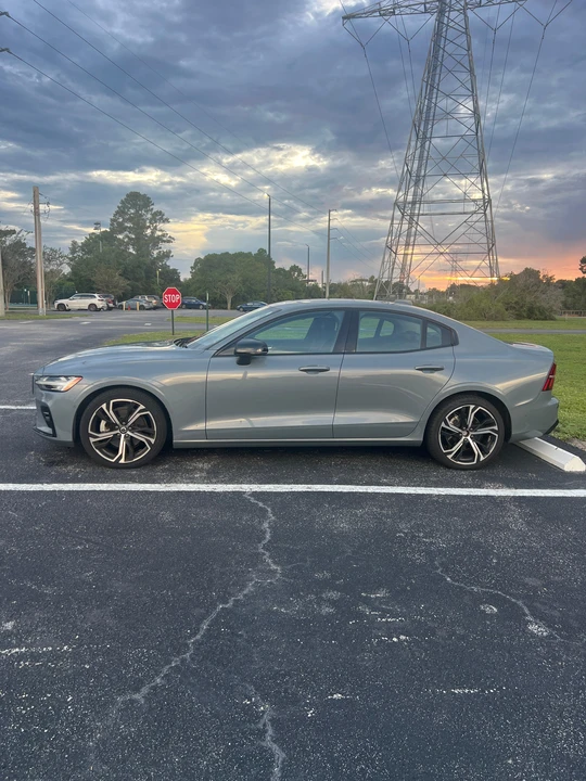 2024 Volvo S60 3rd Gen - Image 8 of 31