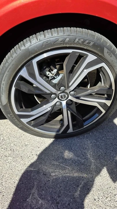 2024 Volvo S60 3rd Gen - Image 8 of 12