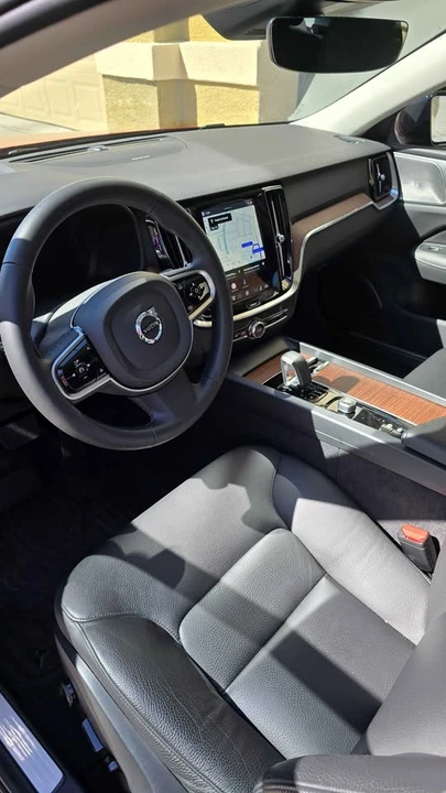 2024 Volvo S60 3rd Gen - Image 4 of 12