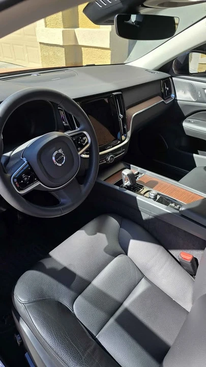 2024 Volvo S60 3rd Gen - Image 3 of 12