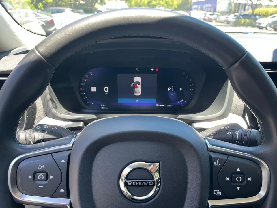 2024 Volvo S60 3rd Gen - Image 30 of 31