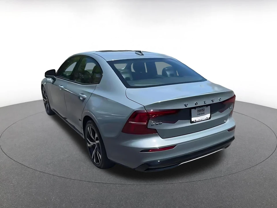 2024 Volvo S60 3rd Gen - Image 13 of 31