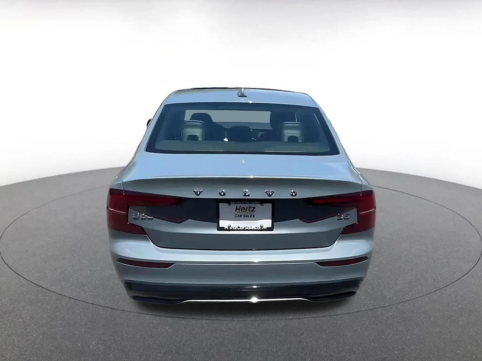 2024 Volvo S60 3rd Gen - Image 14 of 31