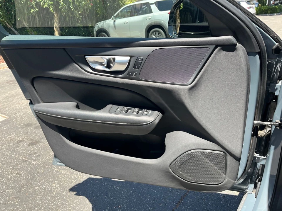 2024 Volvo S60 3rd Gen - Image 20 of 31