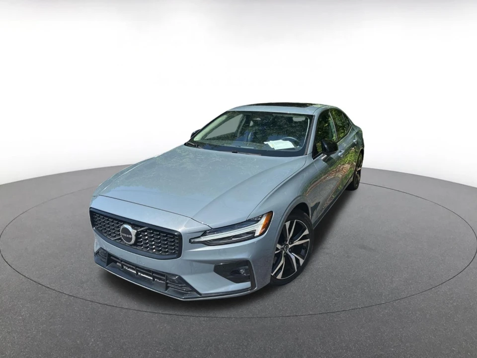 2024 Volvo S60 3rd Gen - Image 13 of 18