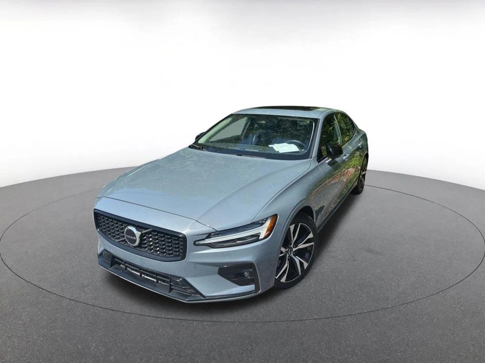 2024 Volvo S60 3rd Gen - Image 12 of 18