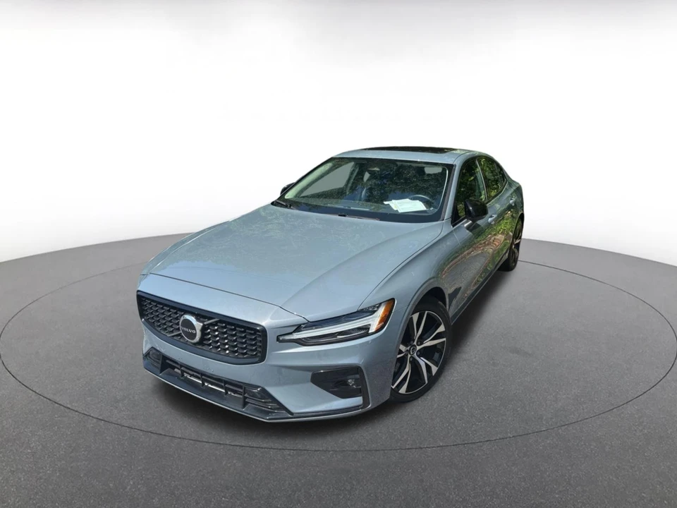 2024 Volvo S60 3rd Gen - Image 11 of 18