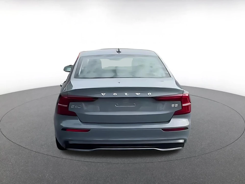 2024 Volvo S60 3rd Gen - Image 14 of 31