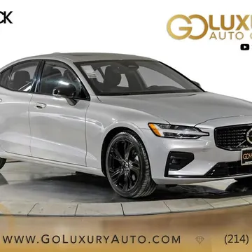 2024 Volvo S60 B5 Core Dark Theme