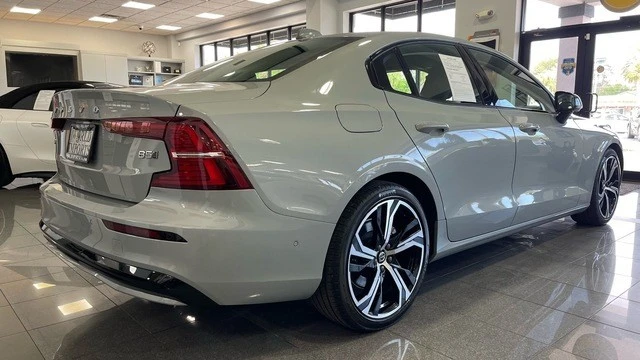 2024 Volvo S60 3rd Gen - Image 5 of 21