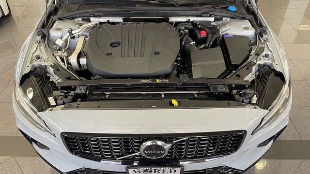 2024 Volvo S60 3rd Gen - Image 19 of 21