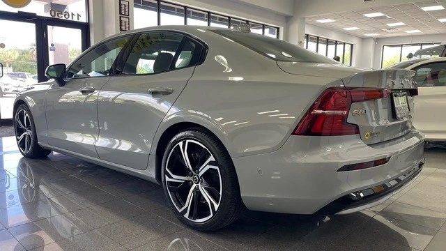 2024 Volvo S60 3rd Gen - Image 3 of 21