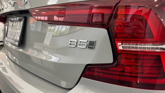2024 Volvo S60 3rd Gen - Image 17 of 21