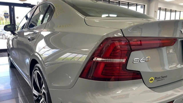 2024 Volvo S60 3rd Gen - Image 14 of 21