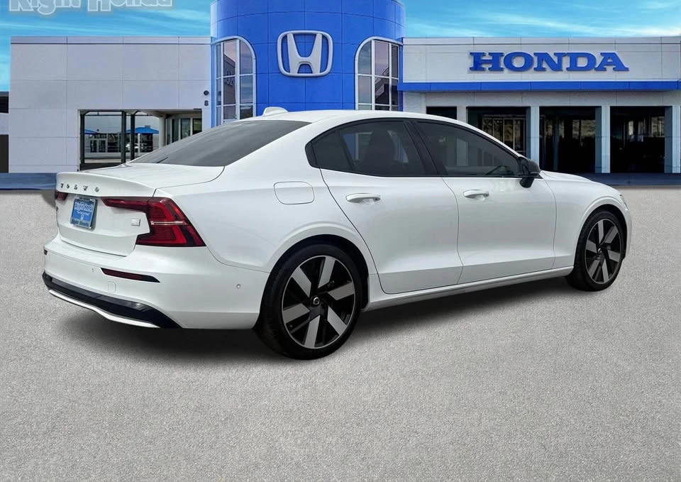 2024 Volvo S60 3rd Gen - Image 5 of 12