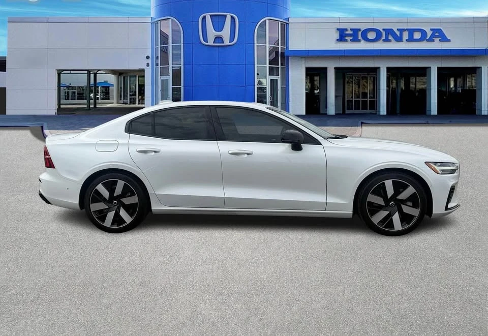 2024 Volvo S60 3rd Gen - Image 6 of 12