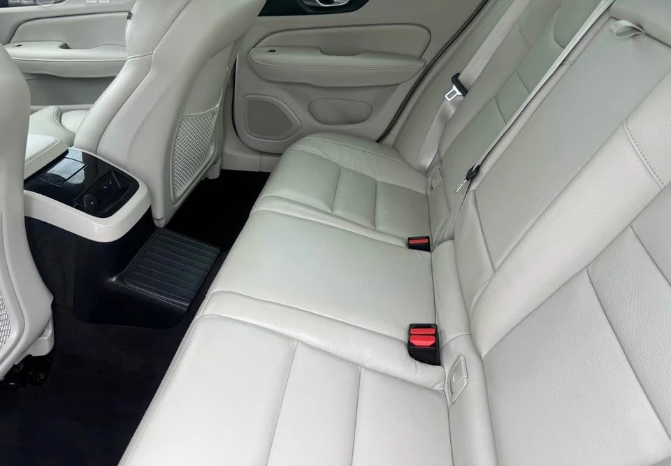2024 Volvo S60 3rd Gen - Image 12 of 12