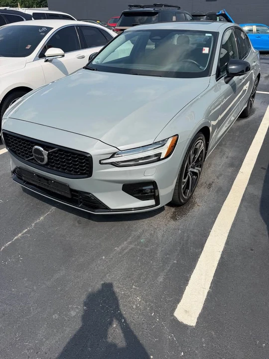 2024 Volvo S60 3rd Gen - Image 3 of 9