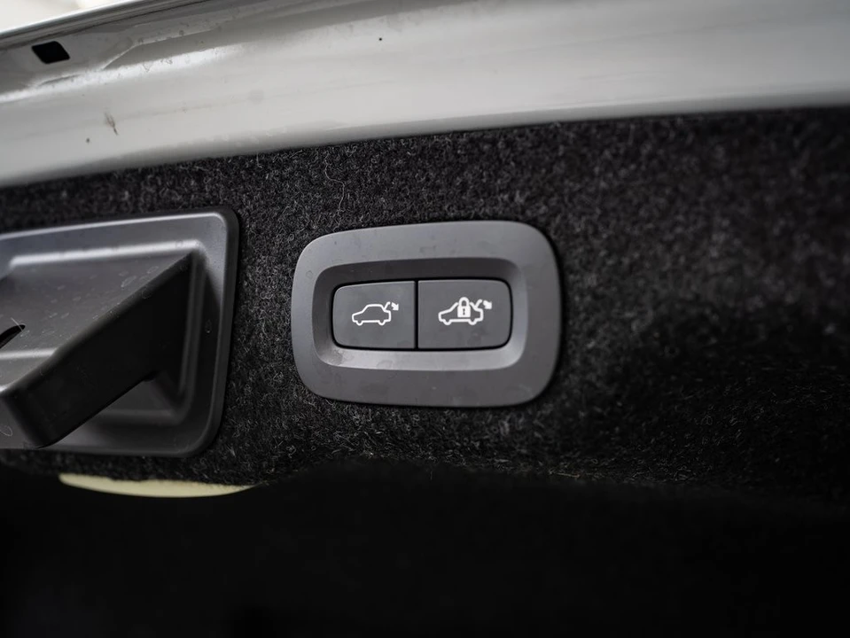2024 Volvo S90 - Image 20 of 21