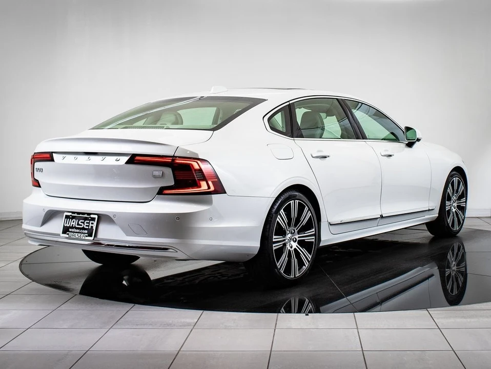 2024 Volvo S90 - Image 10 of 21