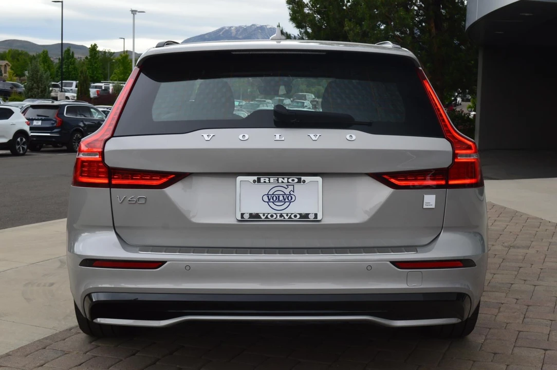 2024 Volvo V60 2nd Gen - Image 6 of 12