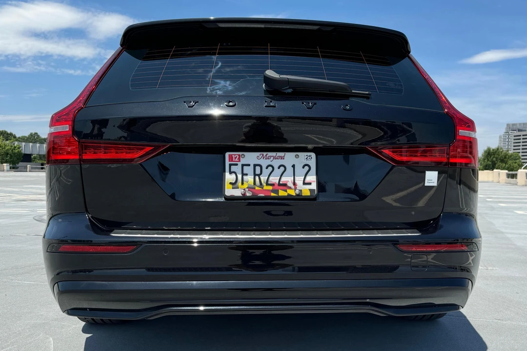 2024 Volvo V60 2nd Gen - Image 5 of 31