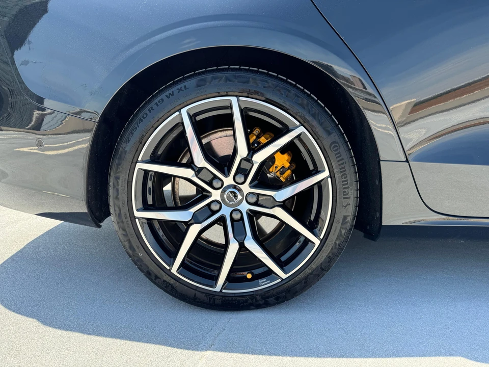 2024 Volvo V60 2nd Gen - Image 14 of 31