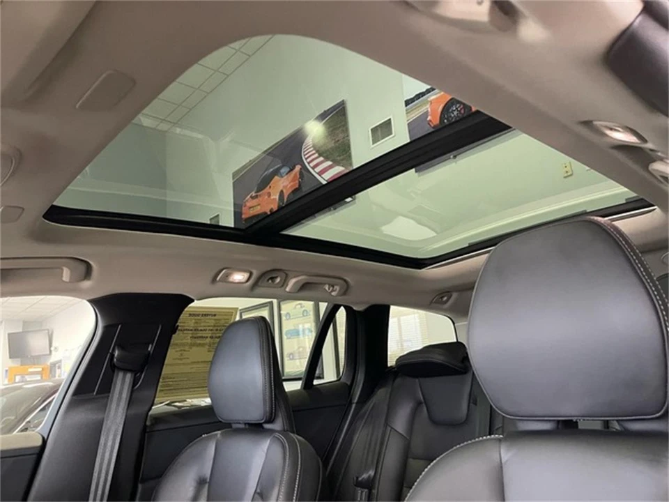 2024 Volvo V60 2nd Gen - Image 27 of 31