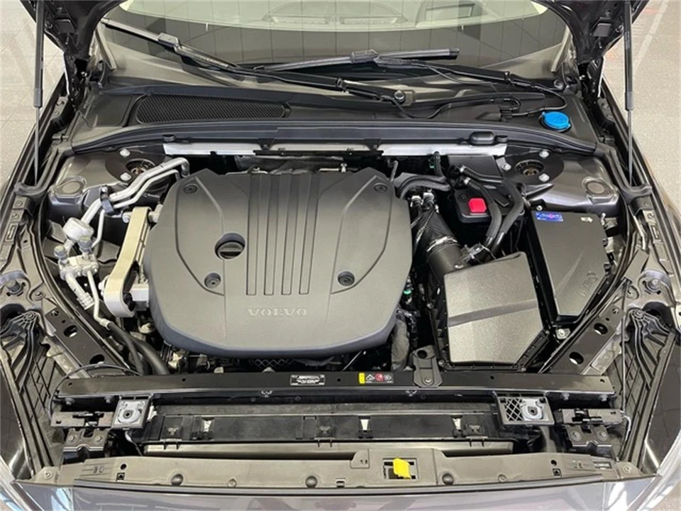 2024 Volvo V60 2nd Gen - Image 19 of 31
